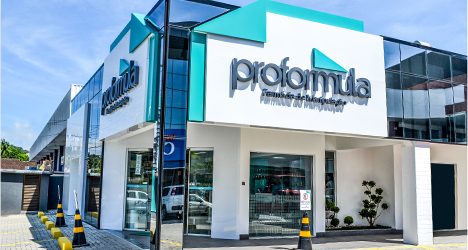 2007 • Incorporação da marca Proformula à rede;  • Início da expansão para Curitiba/PR;  • Passamos de 1000 colaboradores na empresa.